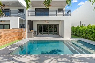 1616 NE 5th Ct in Fort Lauderdale, FL - Building Photo