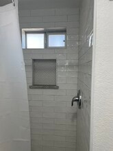 207 S Sabinas St, Unit #2201 in San Antonio, TX - Foto de edificio - Building Photo