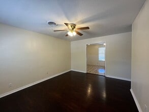 1303 Redondo Dr in Killeen, TX - Building Photo - Building Photo