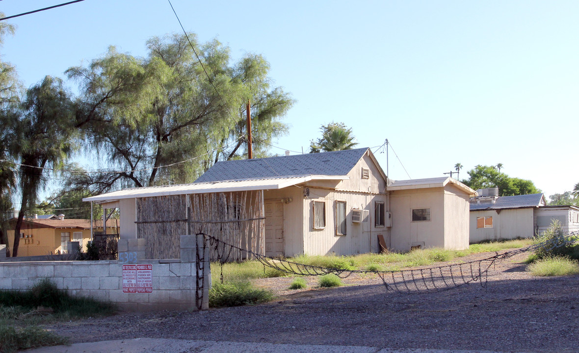 5301 N 30th Dr in Phoenix, AZ - Foto de edificio