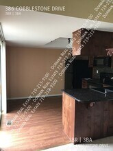 386 Cobblestone Dr in Colorado Springs, CO - Building Photo - Building Photo