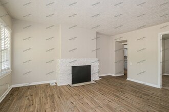 529 La Motte Ln in Ferguson, MO - Building Photo - Building Photo
