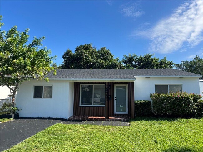property at 2843 Dewey St