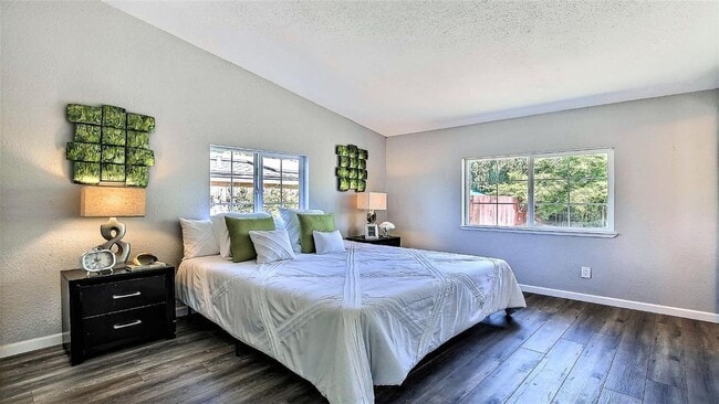 1090 Walnut Woods Ct in San Jose, CA - Building Photo - Building Photo