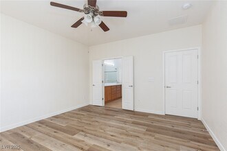 7628 Fieldfare Dr in North Las Vegas, NV - Building Photo - Building Photo