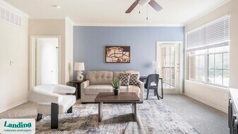 8989 West Rd in Houston, TX - Building Photo