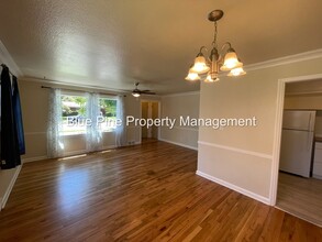 395 E 24th St in Idaho Falls, ID - Building Photo - Building Photo