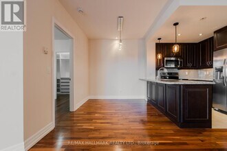 20 Burkebrook Pl in Toronto, ON - Building Photo - Building Photo