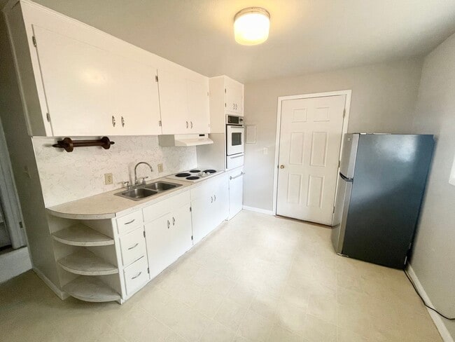 718 E Freeport St in Caldwell, ID - Building Photo - Building Photo