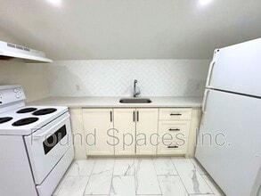 87 Victoria Ave N in Hamilton, ON - Building Photo - Building Photo