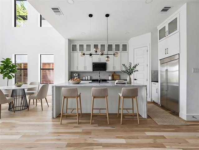 property at 1958 Toronto St