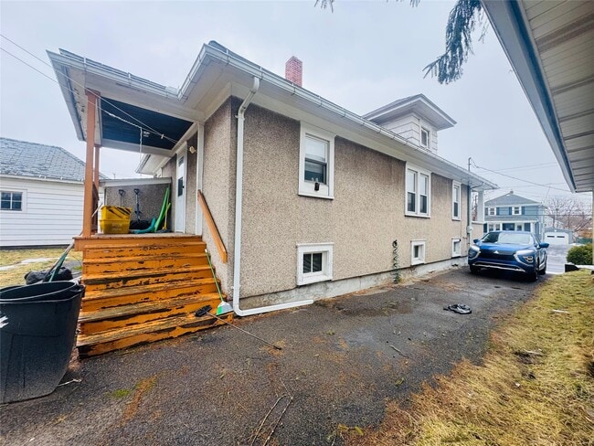 121 N McKinley Ave in Endicott, NY - Building Photo - Building Photo