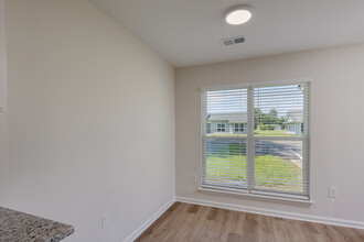 Residence at Winyah Bay in Georgetown, SC - Building Photo - Building Photo