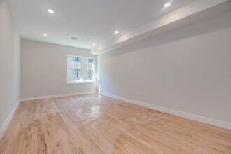 Caldwell Village in Caldwell, NJ - Foto de edificio - Interior Photo