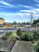 1308 Baker Hts Lp in Bremerton, WA - Building Photo - Building Photo