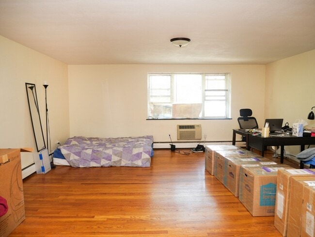 property at 183 Kent St