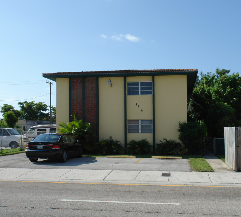 1780 SW 7th St in Miami, FL - Building Photo