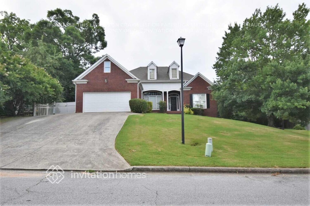 3271 Masters Pass Ln in Snellville, GA - Foto de edificio