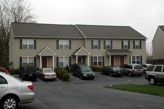 Aster Place Apartments in Lititz, PA - Building Photo - Building Photo