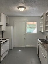 2111 Steiner St in Mobile, AL - Building Photo - Building Photo