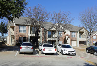 Ash Lane in Euless, TX - Building Photo - Building Photo