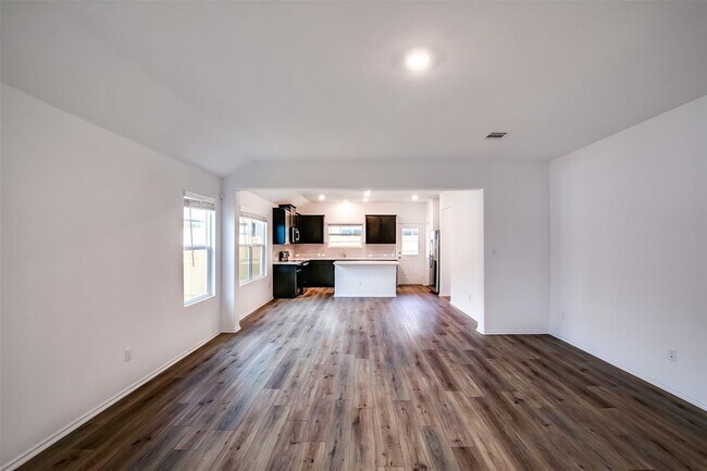 156 Perfect World Lp in Jarrell, TX - Building Photo - Building Photo