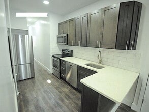 70-43 66th St in Queens, NY - Building Photo - Building Photo