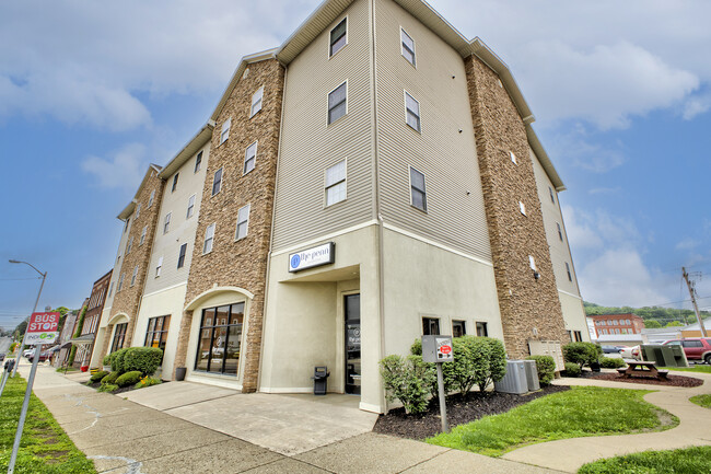 The Penn Quarters-Main Street in Indiana, PA - Building Photo - Building Photo