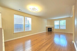 11727 12th St SE in Lake Stevens, WA - Building Photo - Building Photo