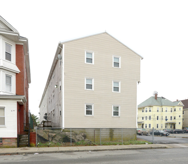 14-18 Jouvette St in New Bedford, MA - Building Photo - Building Photo