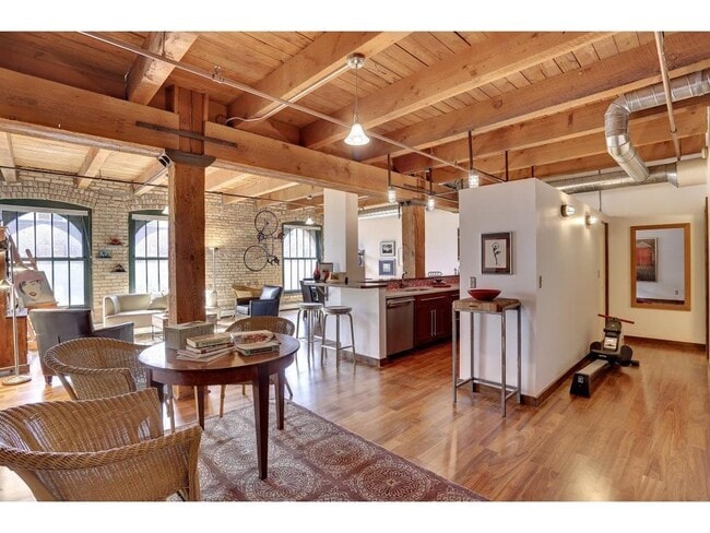 property at 400 N 1st St