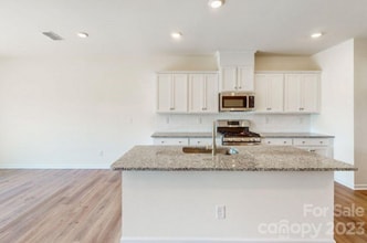 5211 Maynard Hl Dr in Monroe, NC - Building Photo - Building Photo