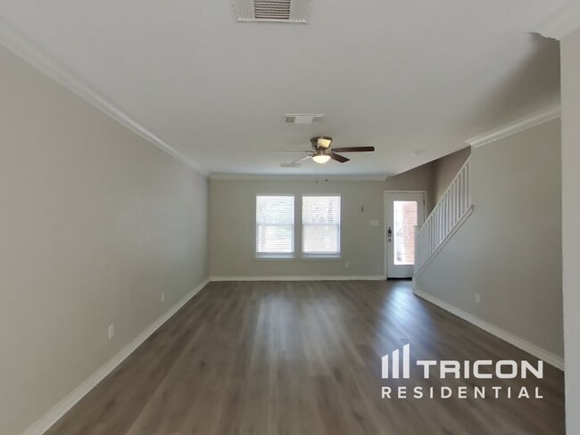 7814 Cortland Oak in San Antonio, TX - Building Photo - Building Photo