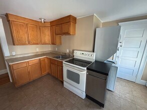 5 Concord Terrace-Unit -5A in Framingham, MA - Foto de edificio - Building Photo