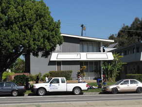 11543 Venice Blvd in Los Angeles, CA - Building Photo - Building Photo