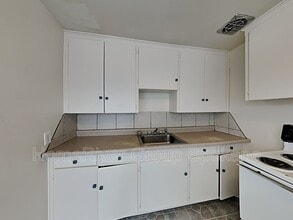 5311 N Elm St in Spokane, WA - Building Photo - Building Photo