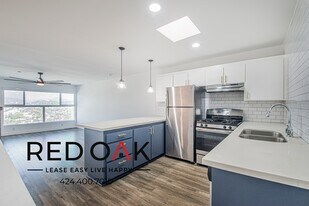 2965 Waverly Dr in Los Angeles, CA - Building Photo