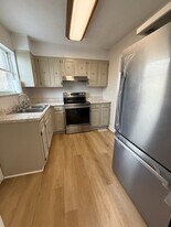 35 Broadway Gardens in Nitro, WV - Building Photo