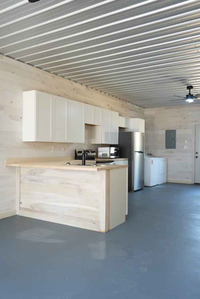 75 Ted Gran Ln in Michie, TN - Building Photo - Building Photo