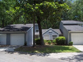 219 NW 48th Blvd in Gainesville, FL - Building Photo - Building Photo