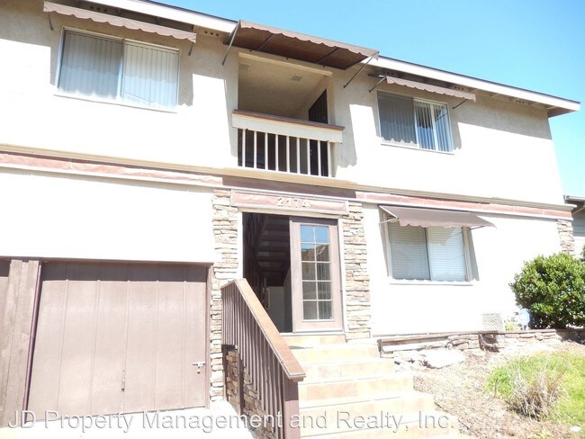 2174 Wightman St in San Diego, CA - Building Photo - Building Photo