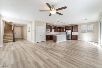 4726 Ring Toss Ct in North Las Vegas, NV - Building Photo - Building Photo