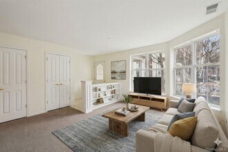 2 Leeward Dr in Haverstraw, NY - Building Photo - Building Photo