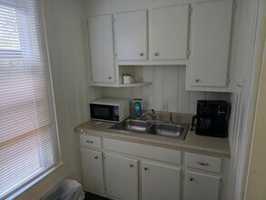 539 Woodruff Rd in Greenville, SC - Building Photo - Building Photo