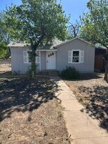 1021 Pryor St in Amarillo, TX - Building Photo