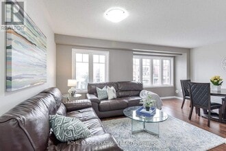 12 Ganton Heights in Brampton, ON - Building Photo - Building Photo