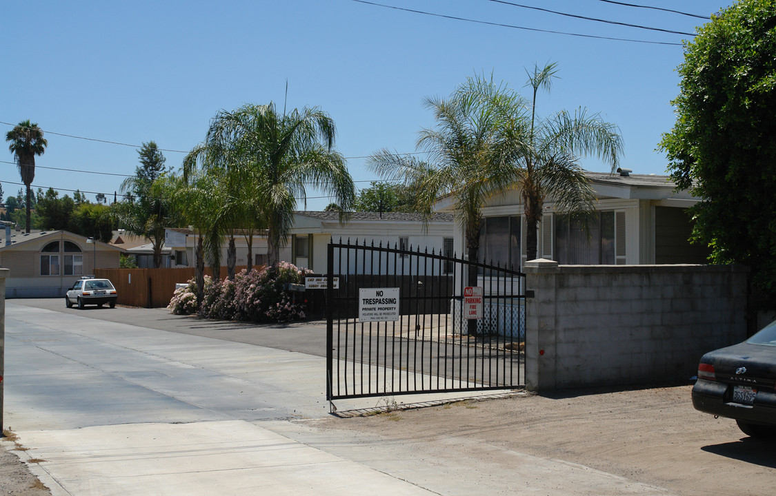 12029 Royal Rd in El Cajon, CA - Building Photo