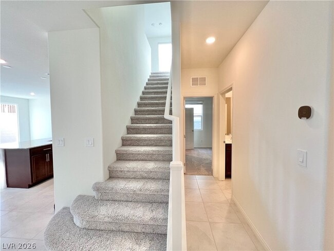 8646 Valley Village St in Las Vegas, NV - Building Photo - Building Photo