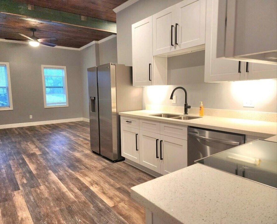 2509 Avenue K in Galveston, TX - Building Photo