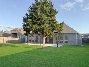 1524 N Blue Bonnet Ln in Angleton, TX - Building Photo - Building Photo